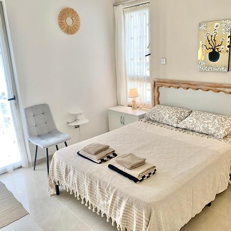 Boho Bay Apartment Akanthou Ngoại thất bức ảnh