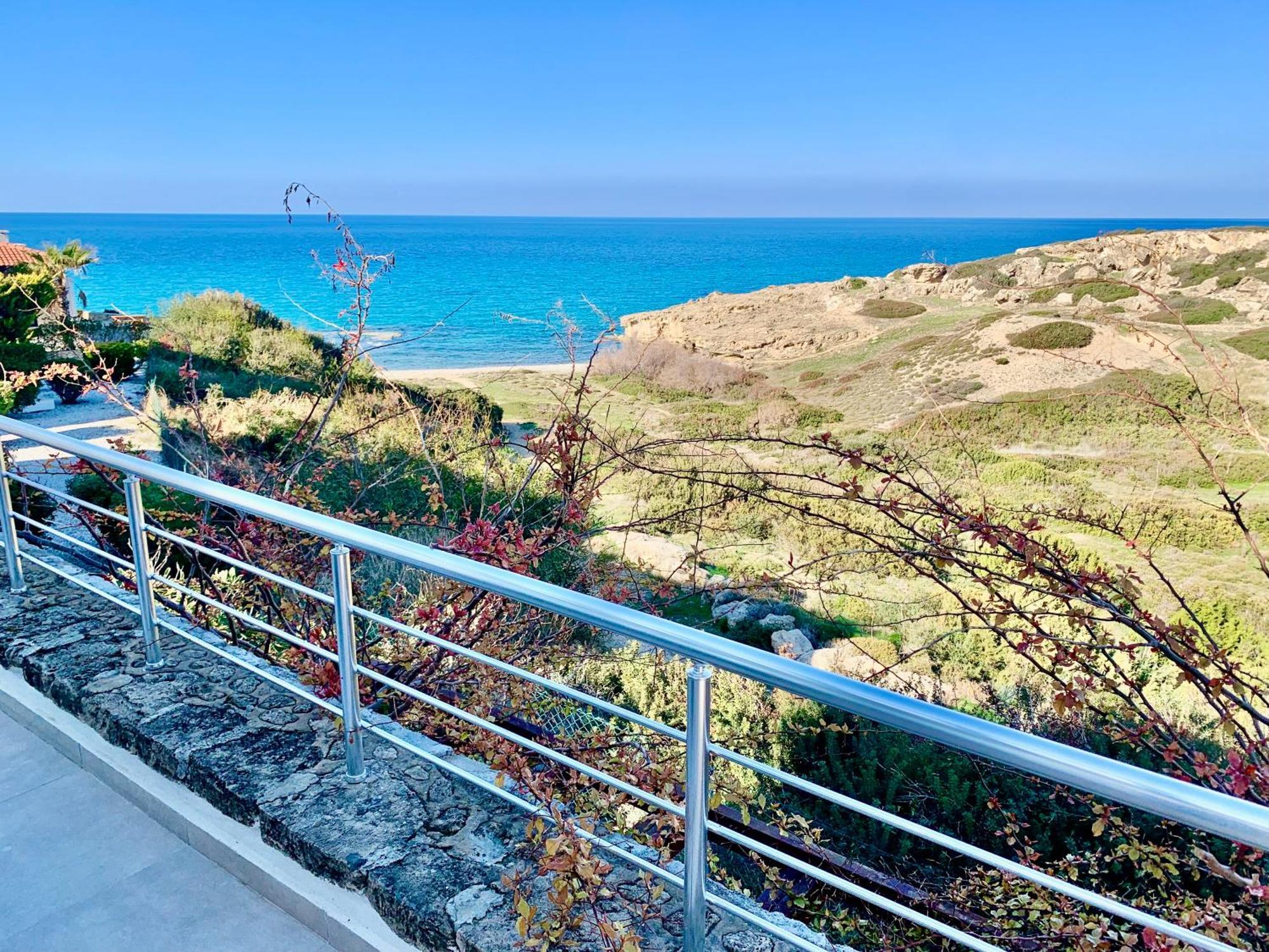 Boho Bay Apartment Akanthou Ngoại thất bức ảnh